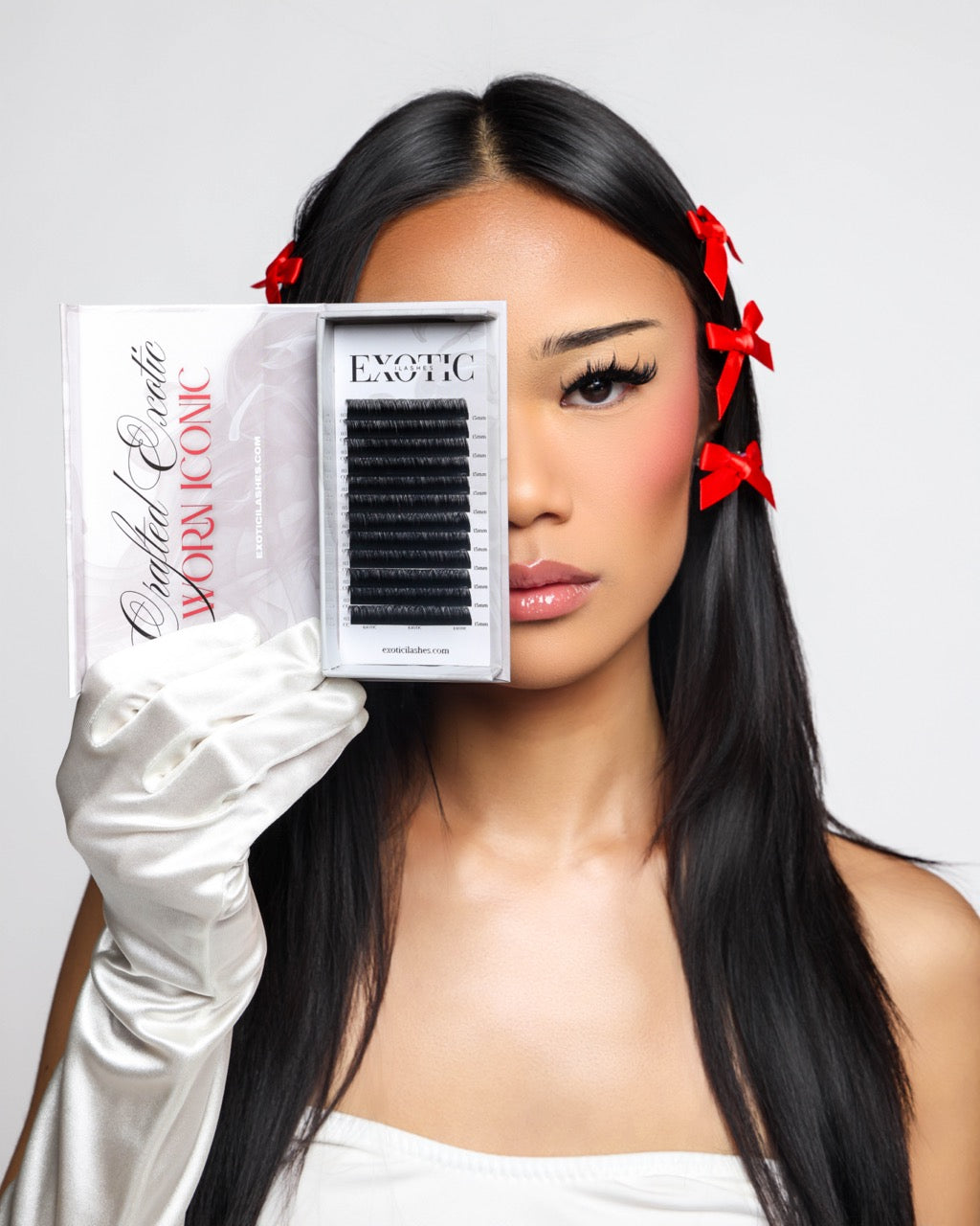 Flame Matte Velvet Lash Tray